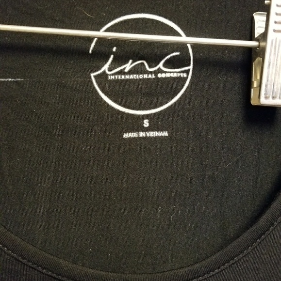 Inc top size small - Picture 3 of 8